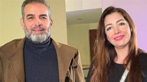 زوجة أحمد عبد العزيز : حملة ممنهجة لهدم أحد رموز الفن المصري وشغل لجان !