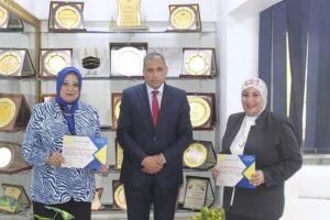 مسيرة عطاء تُختتم بالتكريم… عطية يحتفي بهالة كمال وفاتن مدكور تقديرًا لسنوات من العمل المخلص