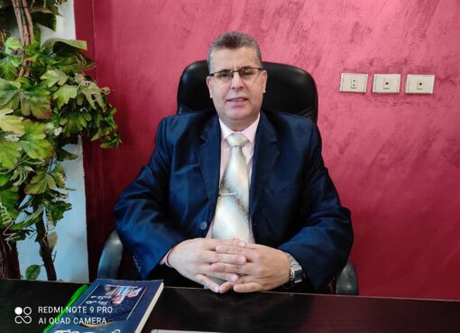 صاحب كتاب رياض الصالحين