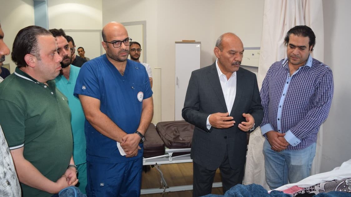 استجابة فورية.. محافظ السويس يستجيب لاستغاثة سيدة عبر السوشيال ميديا ويوجه بفحص حالتها وعلاجها بالمجمع الطبي