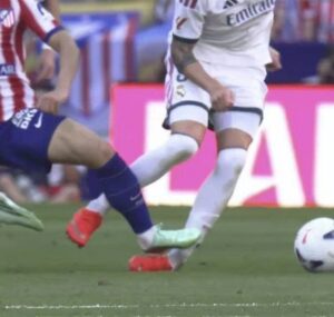 ريال مدريد يسقط في الديربي 