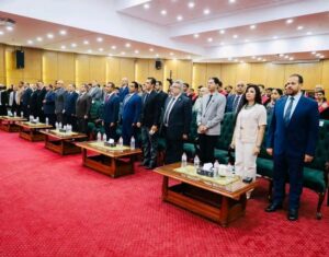 محافظ السويس يوجه بتخليد بطولات أكتوبر.. وأبطال الطريق إلى إيلات يروون بطولاتهم لشباب الجامعة