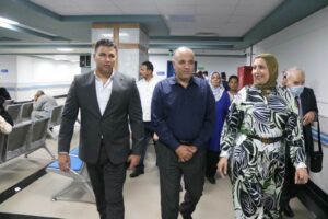 برعاية محافظ السويس ورئيس الجامعة قافلة مجانية متخصصة لعلاج أمراض العيون بمستشفى السويس الجامعي. 