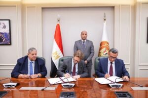 توقيع بروتوكول تعاون مع “إنتركونتيننتال سيتي ستارز” لتأهيل الشباب وتوفير فرص عمل بالقطاع الفندقي ..