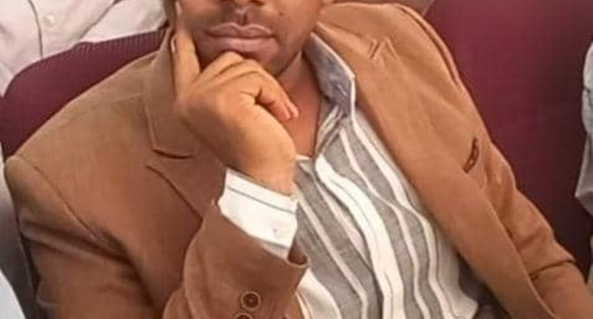 دكتور صيدلي محمد كمال.. قصة شاب طموح