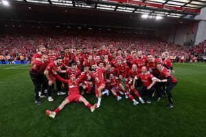 ليفربول يدمر شباك لاسك لينز