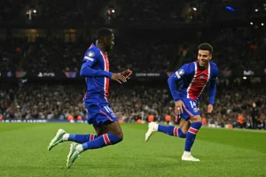  باريس سان جيرمان يلقن مانشستر سيتي درساً قاسياً برباعية في قلب الاتحاد