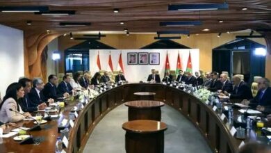 رئيسا وزراء مصر والأردن يشهدان توقيع ١٢ وثيقة في مجالات تعزيز التعاون الثنائي بين مصر والأردن