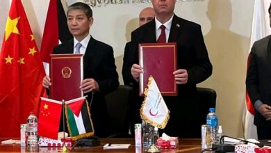 سفارة فلسطين بمصر توقع اتفاقية تسلّم دفعة من المساعدات الإنسانية الصينية الطارئة إلى قطاع غزة