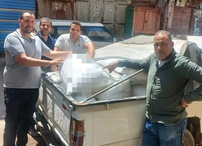 ضبط 10طن أسمدة زراعية و2 طن جبنة بيضاء مجهولة المصدر و1000 لتر سولار تم تجميعهم داخل أحد محطات الوقود لتحقيق أرباح غير مشروعة