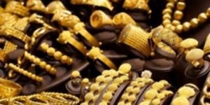 الذهب في مساء الجمعة وعيار 24 يسجل 4400 جنيه