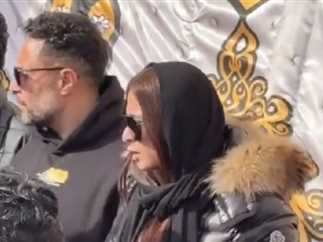 شقيق الفنانة ياسمين عبد العزيز يفاجئ جمهوره برسالة وداع ويكتب وصيته ..!
