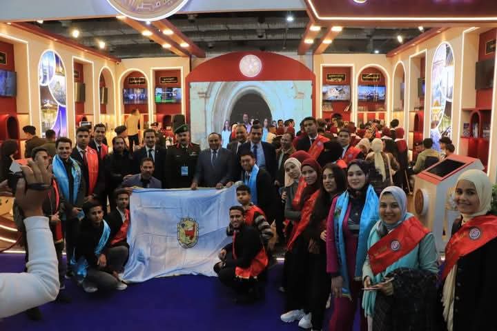 طلاب جامعة سوهاج يشاركون بمعرض القاهرة الدولى للكتاب