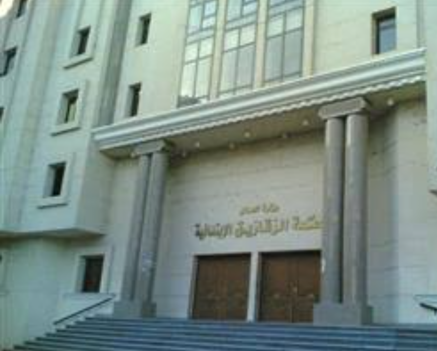 زوجة تنهي حياة زوجها وتفصل رأسه بمنشار بكفر صقر بالشرقية