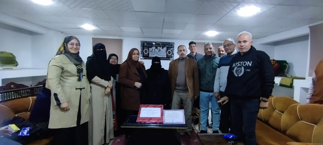 الرعاية الاجتماعية للعاملين بمديرية الزراعة بجنوب سيناء تكرم أحدى المهندسات لبلوغها سن المعاش