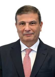 وزير الزراعة يغادر الى برلين لحضور “فروت لوجستيكا ٢٠٢٥”