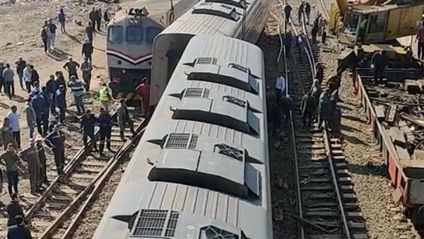 تفاصيل حادث قطار الاسكندرية بمحطة طنطا