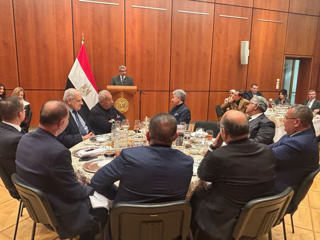 محافظ جنوب سيناء يشارك في حفل إفطار على شرف الوفد المصري المشارك في بورصة برلين