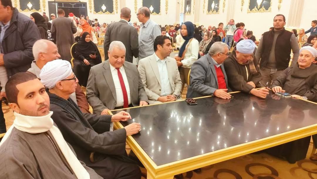نائب محافظ الأقصر" يشهد حفل الإفطار الجماعي السنوي للأطفال الأيتام بالمحافظة..بالصور 