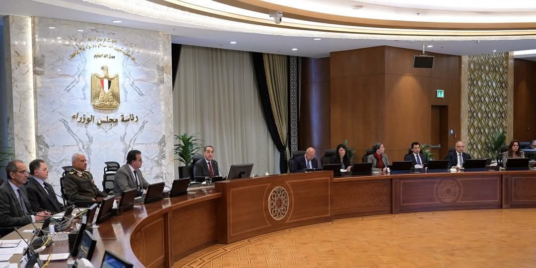 وزير الاستثمار يقدم عرضاً حول تقرير “جاهزية الأعمال” وخطة العمل لانضمام مصر له 2026