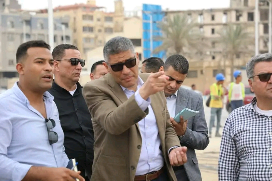 محافظ الجيزة يتفقد أعمال تطوير محيط المتحف المصري الكبير ويوجه بسرعة الانتهاء استعدادًا للافتتاح العالمي