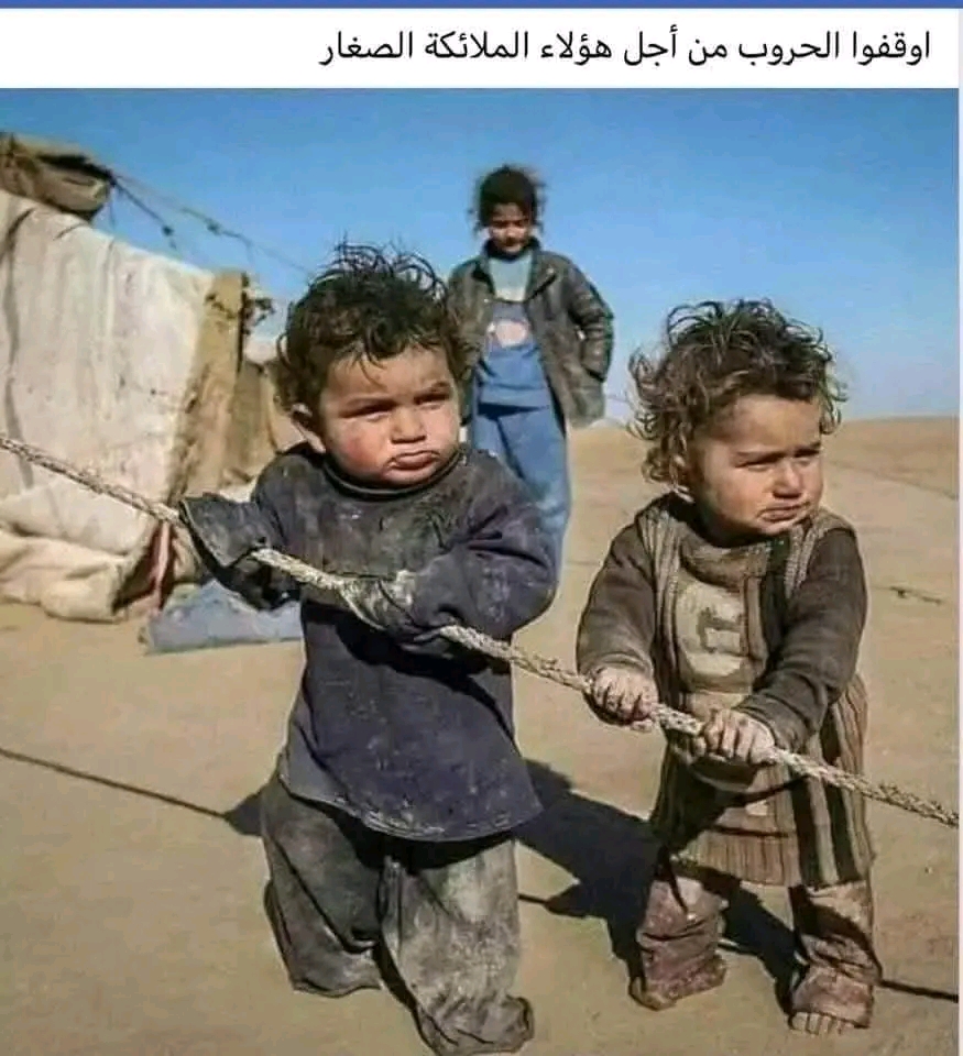  من ترى يحتفي باحتوائي