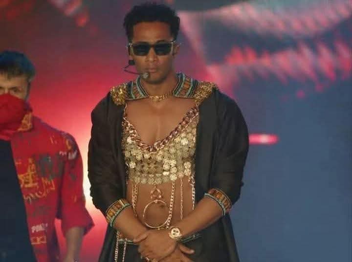 بالصور : ظهور غريب لمحمد رمضان في مهرجان كوتشيلا  بأمريكا