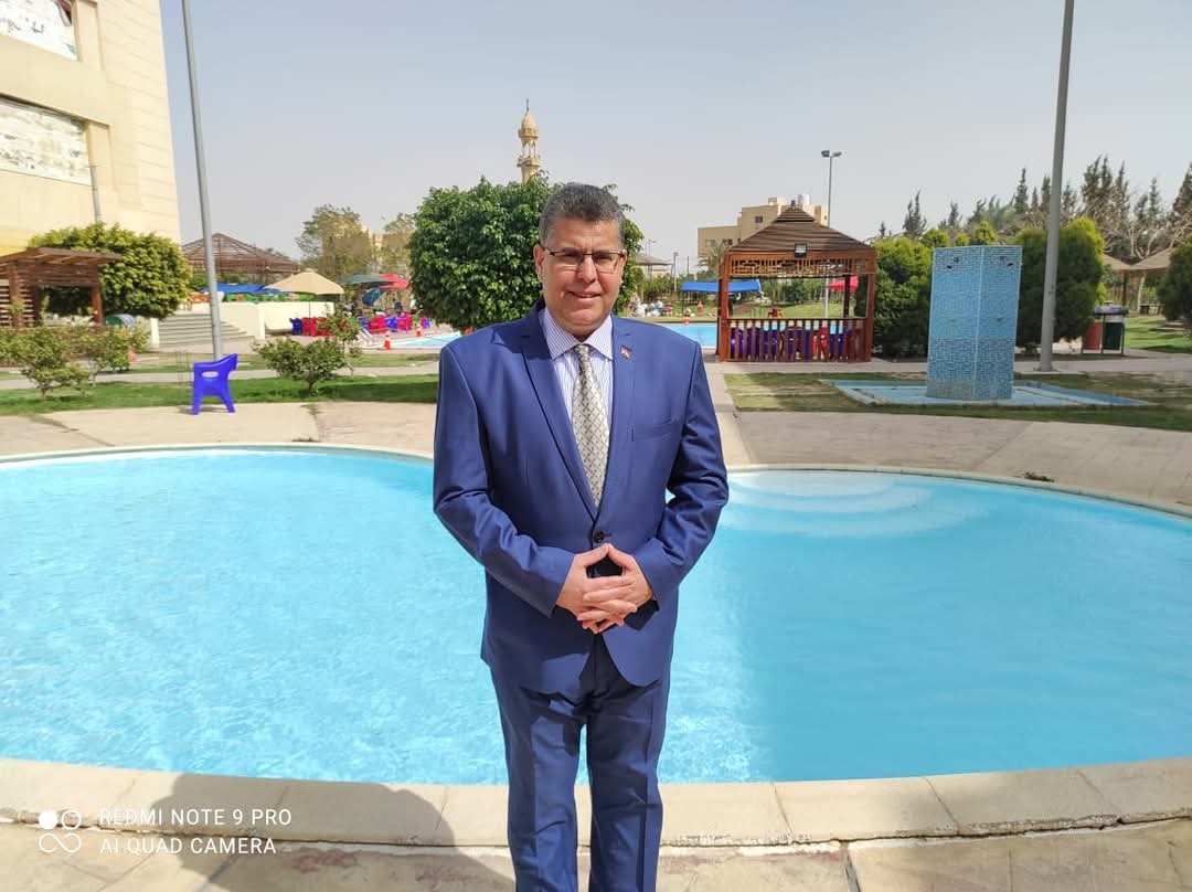 أشيروا عليَّ أيها الناس 