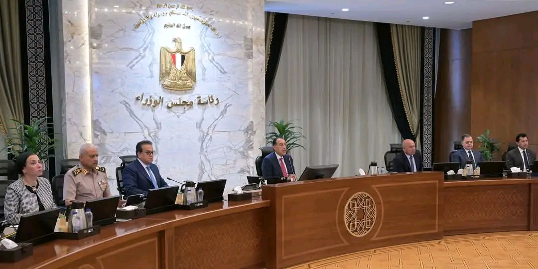 رئيس الوزراء يعرب نيابة عن الحكومة عن خالص التعازي في وفاة بابا الفاتيكان
