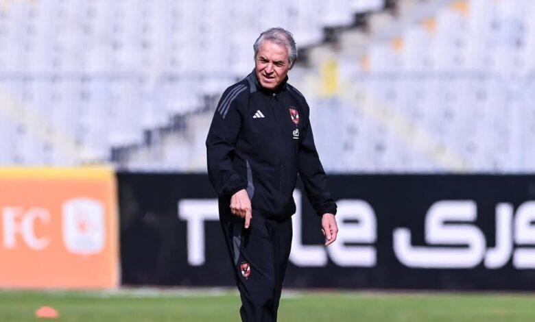 بالصور : ثلاثي الأهلي يفاجئ كولر بعشاء الوداع !