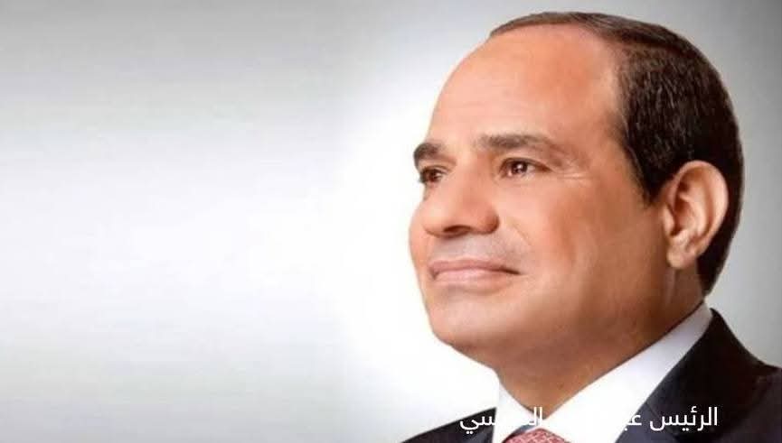 السيسي يهنئ المصريين بذكرى تحرير سيناء