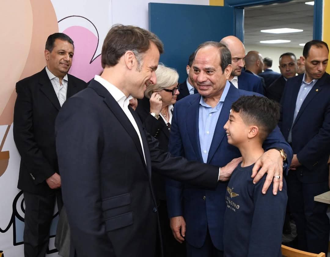 الرئيسان المصرى والفرنسى يتفقدان مصابى العدوان الإسرائيلي على غزة 