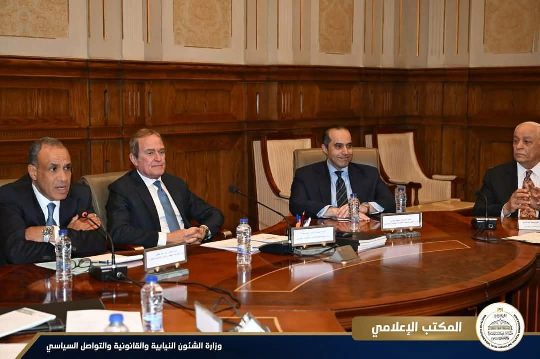 اجتماع لجنة حقوق الإنسان بمجلس الشيوخ بشأن قضايا حقوق الإنسان في مصر. 