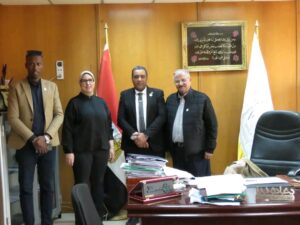 وفد من مؤسسة أيمن درويش للتنمية يزور مديرية الصحة بالإسكندرية للتعاون المشترك وبحث مشاكل المواطنين 