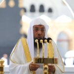 فضيلة الشيخ الدكتور اسامه خياط يؤم المصلين لصلاة الجمعة بالمسجد الحرام