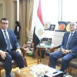 وزير الإسكان يستقبل محافظ الأقصر لمتابعة مشروعات مبادرة "حياة كريمة 