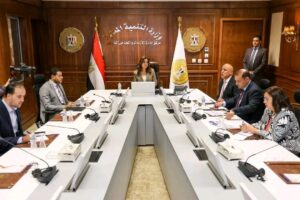 وزيرة التنمية المحلية: "انزلوا الشارع".. ومتابعة رئاسية مباشرة لملفات التصالح والتقنين والمتغيرات المكانية
