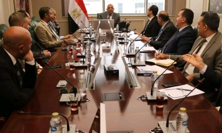 انشاء قاعده بيانات موحدة مؤمنة لجميع انواع العدادات