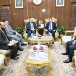 محافظ المنوفية يستقبل وفد "الاستثمار" لبحث فرص توطين الصناعة وجذب رؤوس الأموال بالمحافظة