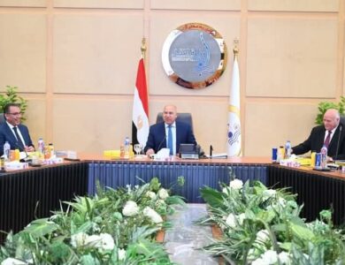 وزير الصناعة والنقل يترأس الجمعية العامة العادية لشركة "أم أو تي" للاستثمار والتنمية عن العام المالي 2024