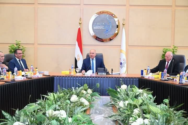 وزير الصناعة والنقل يترأس الجمعية العامة العادية لشركة "أم أو تي" للاستثمار والتنمية عن العام المالي 2024