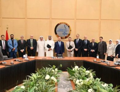 توقيع عقد ترخيص شركة جرين فالي لخدمات السيارات الكهربائية