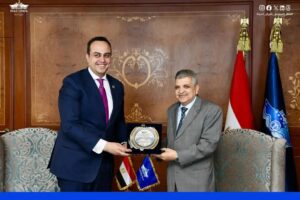 إنشاء لتيسير تقديم الخدمات الطبية للعاملين مع الالتزام بالضوابط