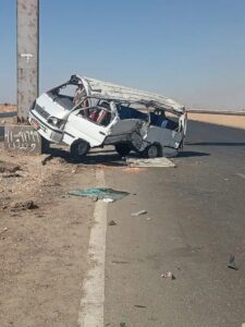 إصابة 9 أشخاص في حادث اصطدام ميكروباص بطريق أسيوط الصحراوي الغربي بالفيوم