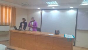 اجتماعًا تنسيقيًا لإدارة سلامة المرضى مع فرق السلامة بالمستشفيات لمناقشة مؤشرات الأداء وتشكيل لجنة إشراك المرضى