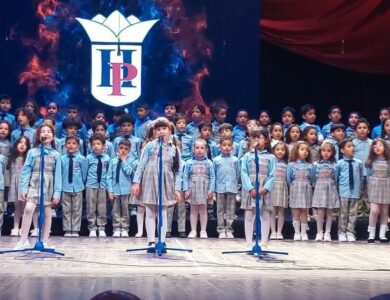 أمسية إحتفالية مميزة لمدرسة الأخوات بالزاوية البكرية في المسرح البلدي 