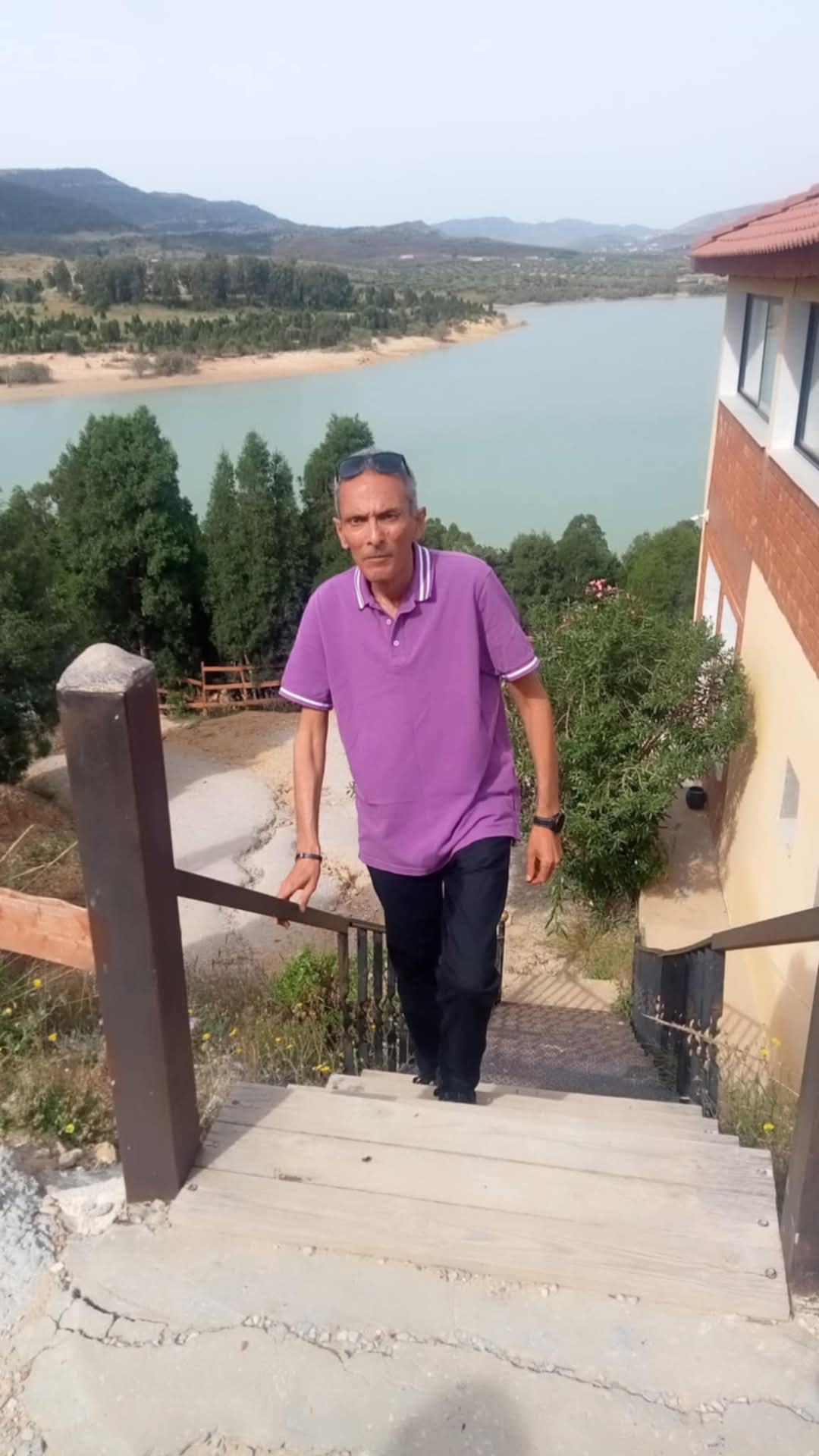 هنا نابل همسات فايسبوكية صباحية  كبرنا بهدوء ... وهرمنا بوقار