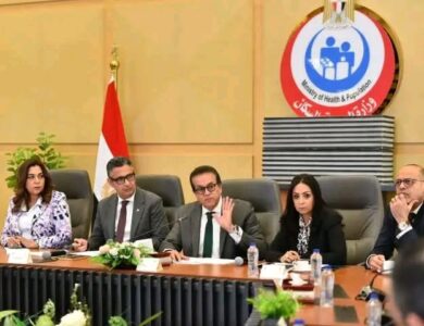 ▪︎نائب رئيس الوزراء وزير الصحة يترأس اجتماع اللجنة الوزارية