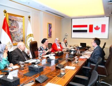 وزيرة البيئة تلتقى السفير الكندي بالقاهرة لبحث تعزيز التعاون في تحقيق التحول الأخضر 