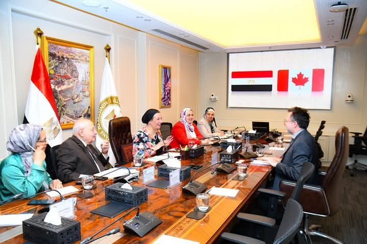 وزيرة البيئة تلتقى السفير الكندي بالقاهرة لبحث تعزيز التعاون في تحقيق التحول الأخضر 